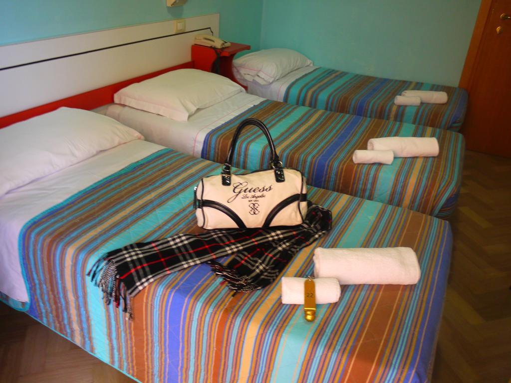 Hotel Maena Rimini Pokój zdjęcie